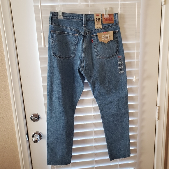 Levi's 501 skinny jeans distressed raw hem button fly size 30x28 NWT - Picture 5 of 9
